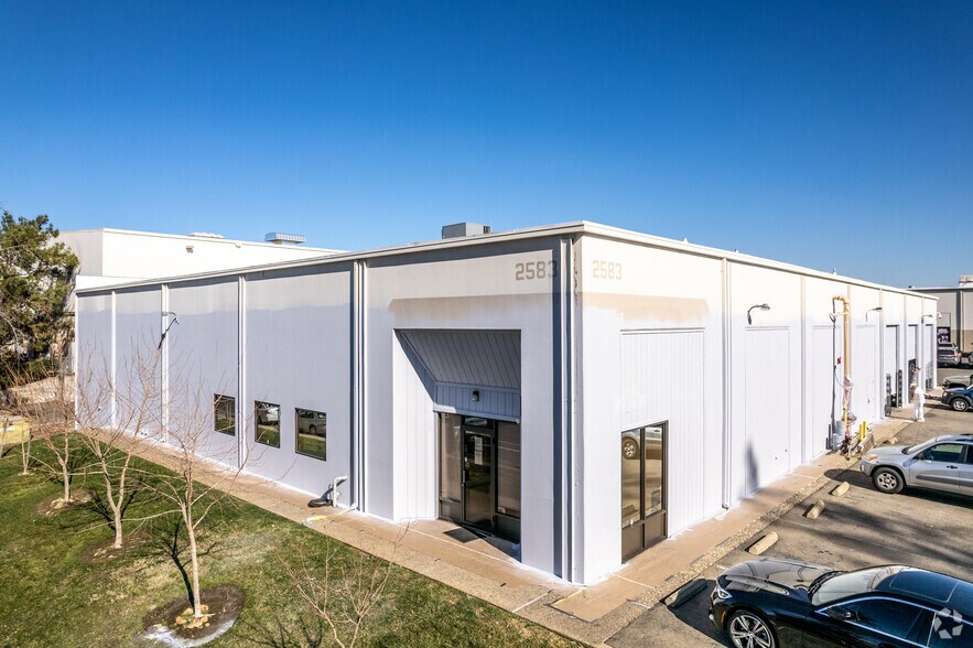 2587 Mercantile Dr, Rancho Cordova, CA à louer - Photo de l’immeuble – Image 2 sur 8