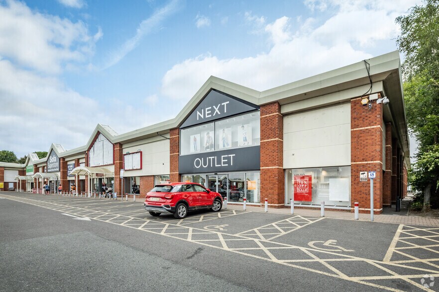Wharf St, Warrington à louer - Photo principale – Image 1 sur 16