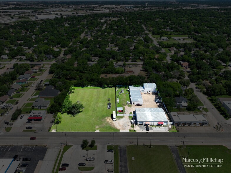 4309 Broadway Ave, Haltom City, TX à vendre - Photo de l’immeuble – Image 2 sur 5
