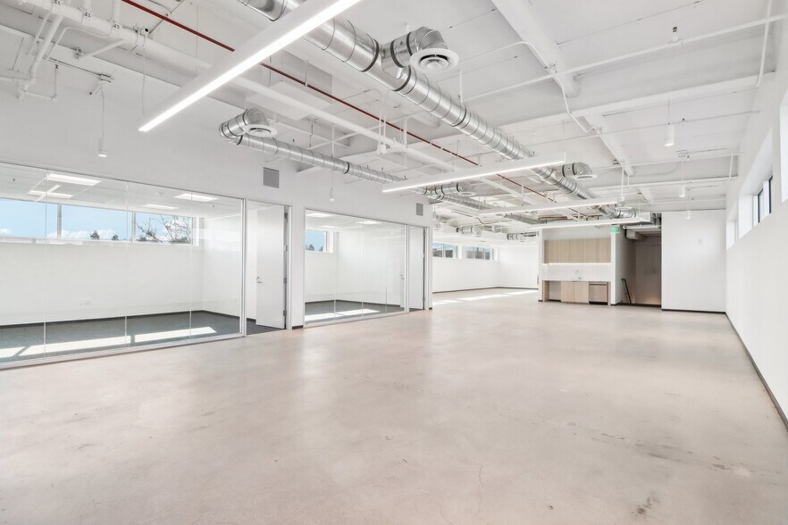 3030 Andrita St, Los Angeles, CA à louer - Photo de l’immeuble – Image 3 sur 11