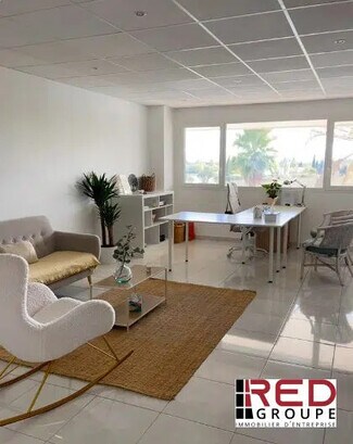 Plus de détails pour Bureau à louer