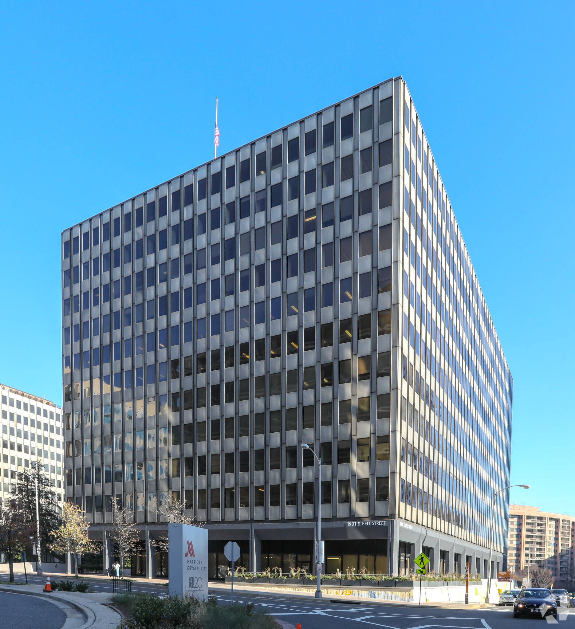 1901 S Bell St, Arlington, VA à louer Photo principale– Image 1 sur 4
