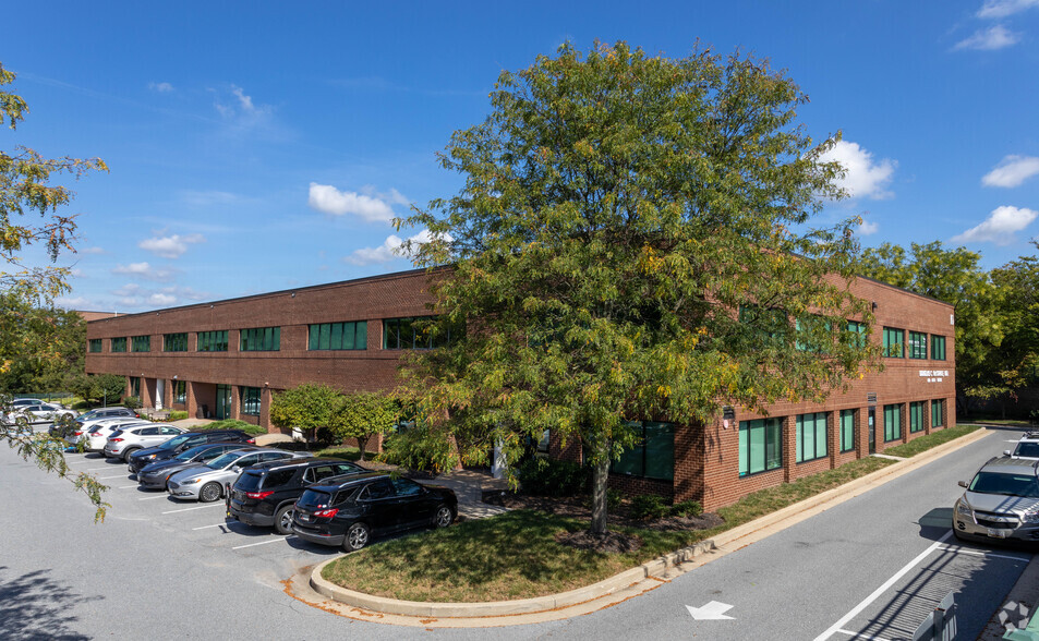 10 Crossroads Dr, Owings Mills, MD à louer - Photo de l’immeuble – Image 3 sur 10
