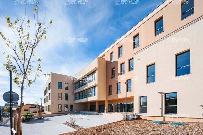 Plus de détails pour Bureau à louer