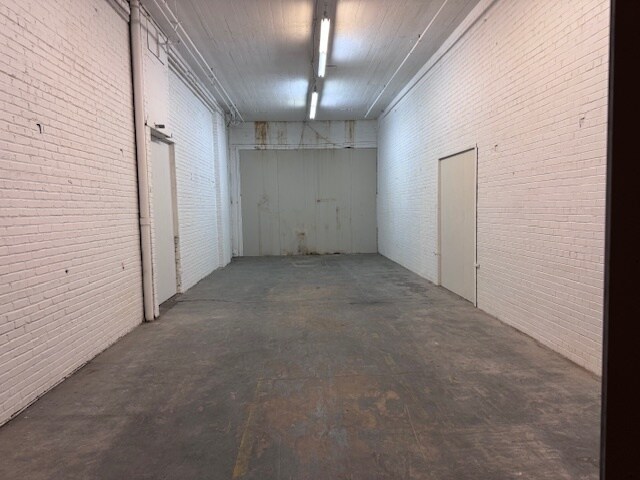 3680-3700 Rue Saint-Patrick, Montréal, QC à louer - Photo de l’immeuble – Image 2 sur 12