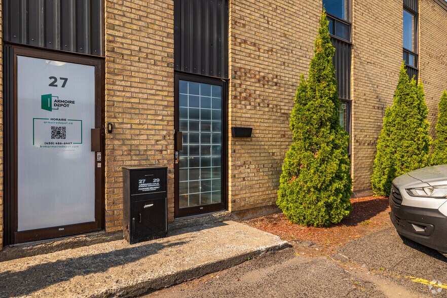 3400 Boul Losch, Saint-hubert, QC à louer - Photo de l’immeuble – Image 2 sur 11