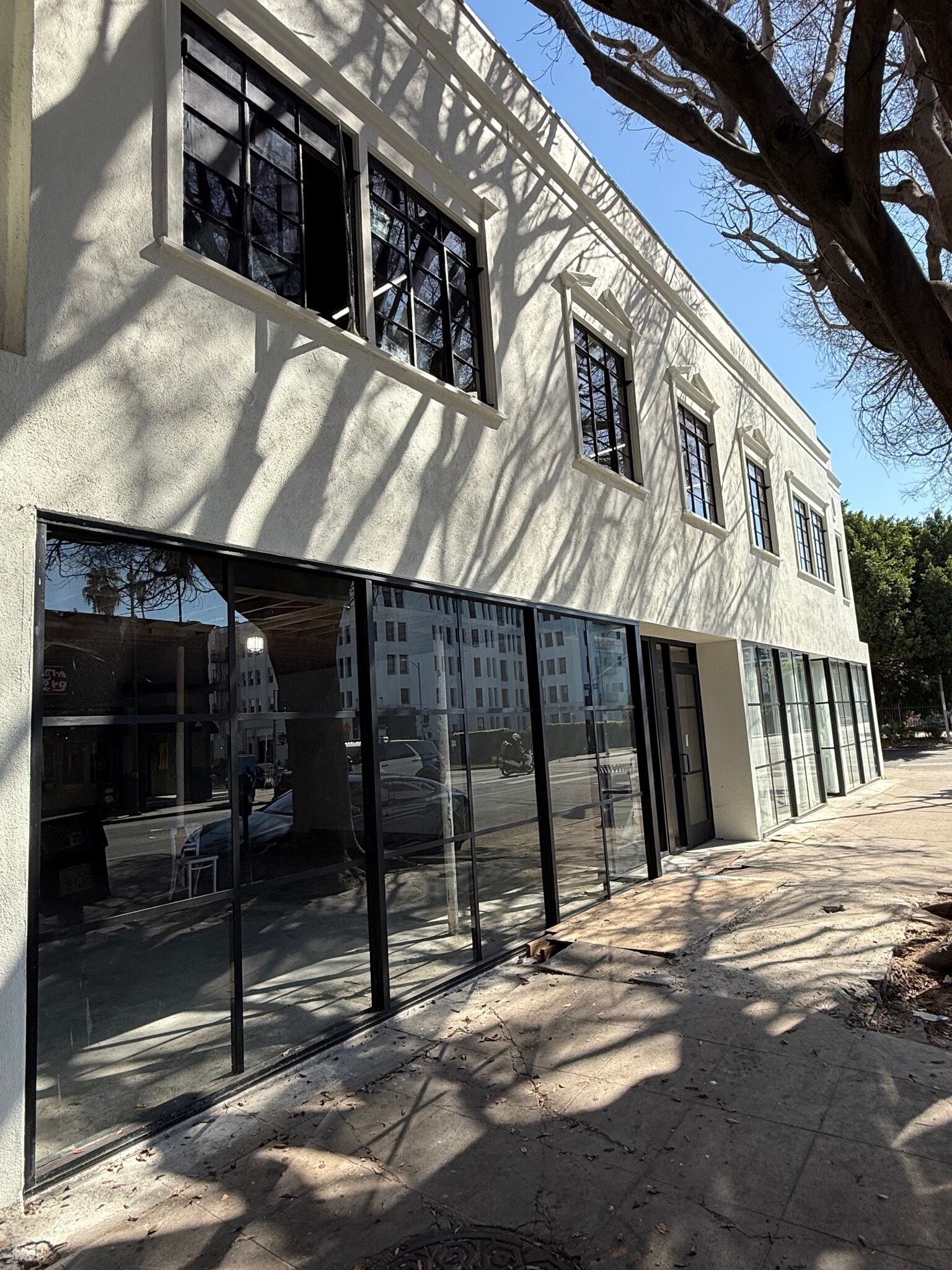 3461 W 8th St, Los Angeles, CA à louer Photo intérieure– Image 1 sur 1
