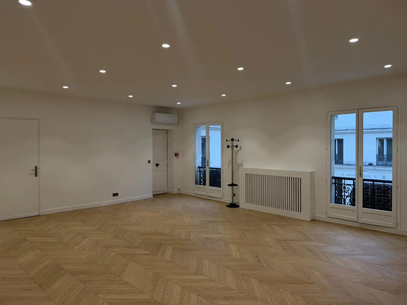 Bureau dans Paris à louer Photo intérieure– Image 1 sur 6