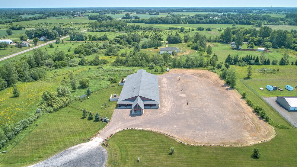 10376 112th Ave, Milaca, MN à vendre - Photo de l’immeuble – Image 3 sur 69