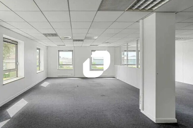 Plus de détails pour Bureau à louer