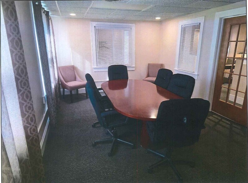 645 Ohio St, Terre Haute, IN à louer - Photo de l’immeuble – Image 3 sur 19