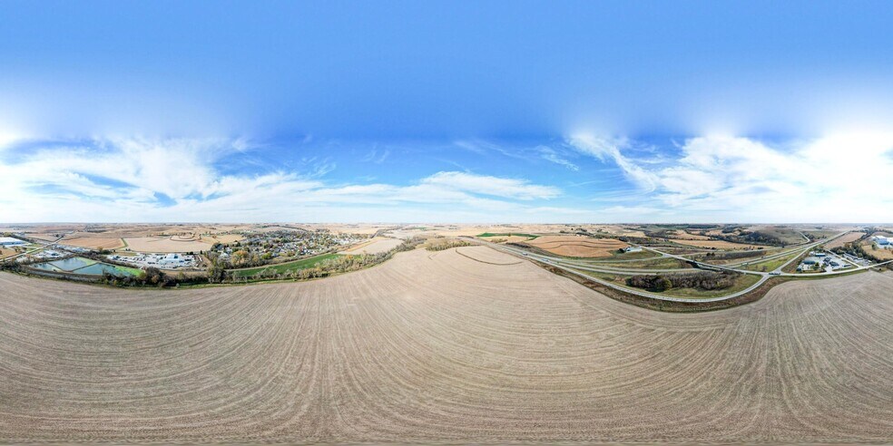 Magnolia Rd, Underwood, IA à vendre - Aérien – Image 3 sur 23