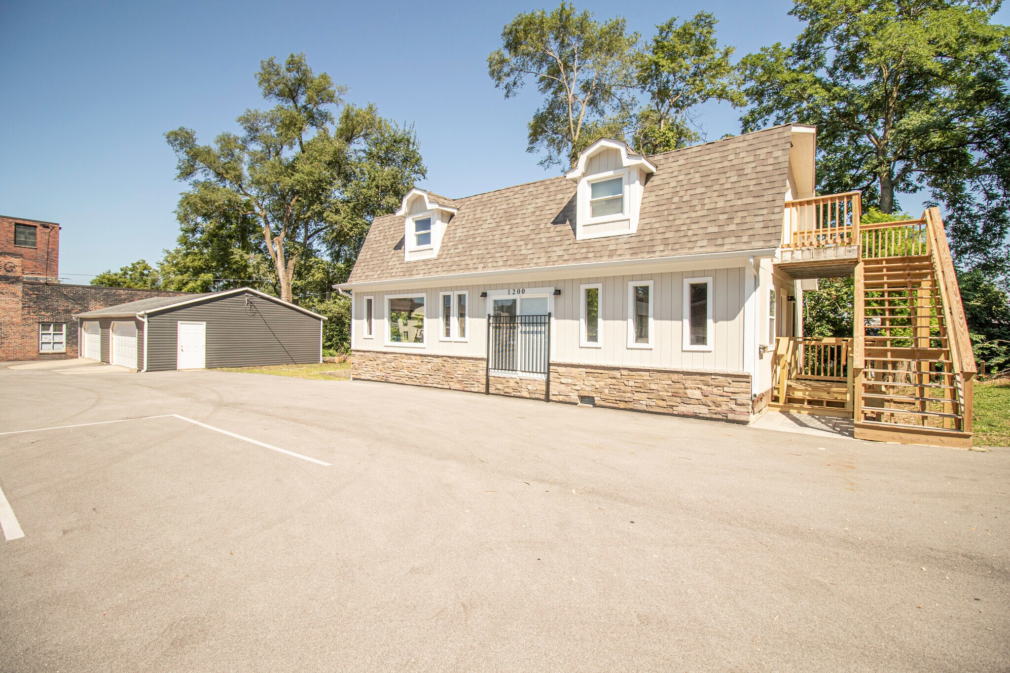 1200 Main St, Lafayette, IN à louer Photo principale– Image 1 sur 19