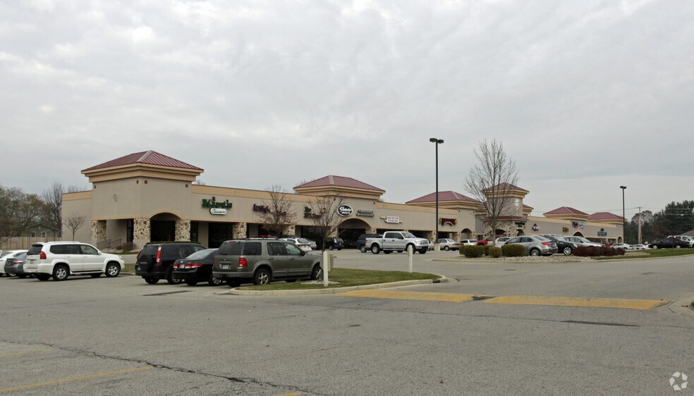 4000 E Bristol St, Elkhart, IN à louer - Photo principale – Image 2 sur 4