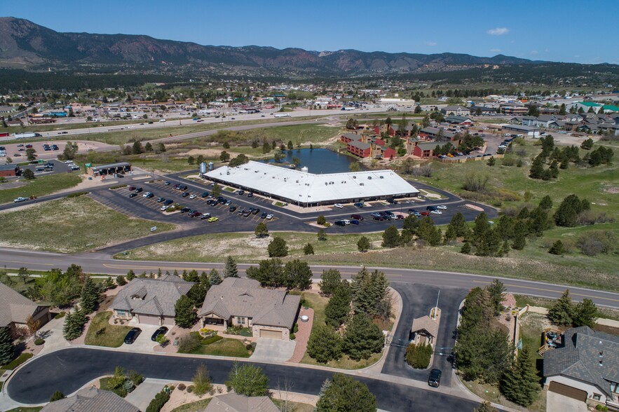 1706-1796 Lake Woodmoor Dr, Monument, CO à vendre - Photo de l’immeuble – Image 1 sur 13