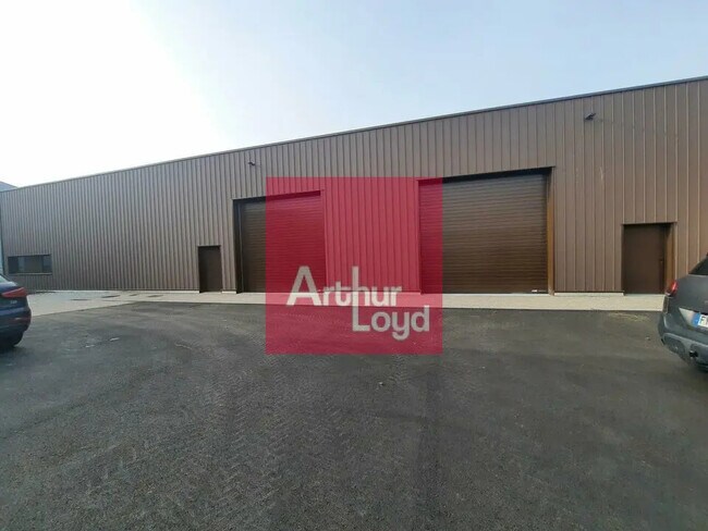 Plus de détails pour Bureau, Industriel/Logistique à louer