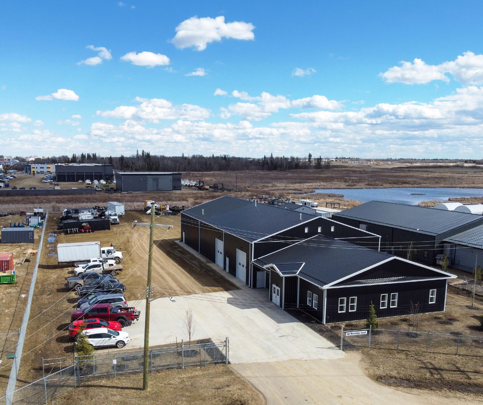 60 Manitoba Crt, Spruce Grove, AB à vendre Photo de l’immeuble– Image 1 sur 5