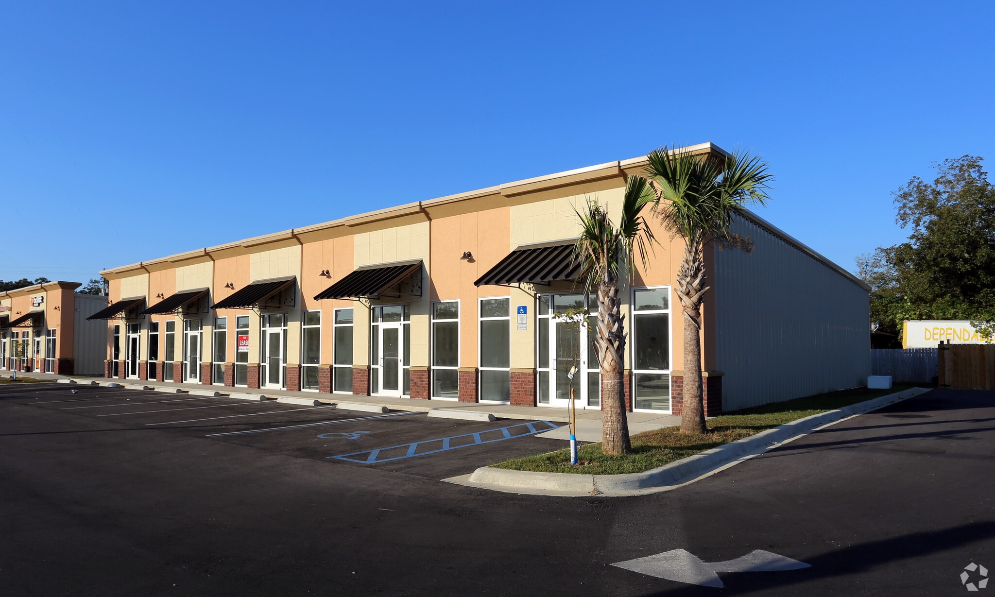 1673 N Pace Blvd, Pensacola, FL à louer Photo principale– Image 1 sur 9
