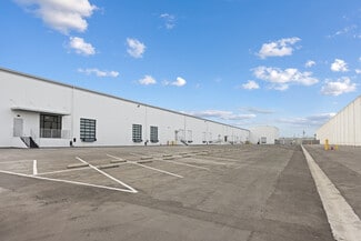 Plus de détails pour 12224 Montague St, Pacoima, CA - Industriel/Logistique à louer