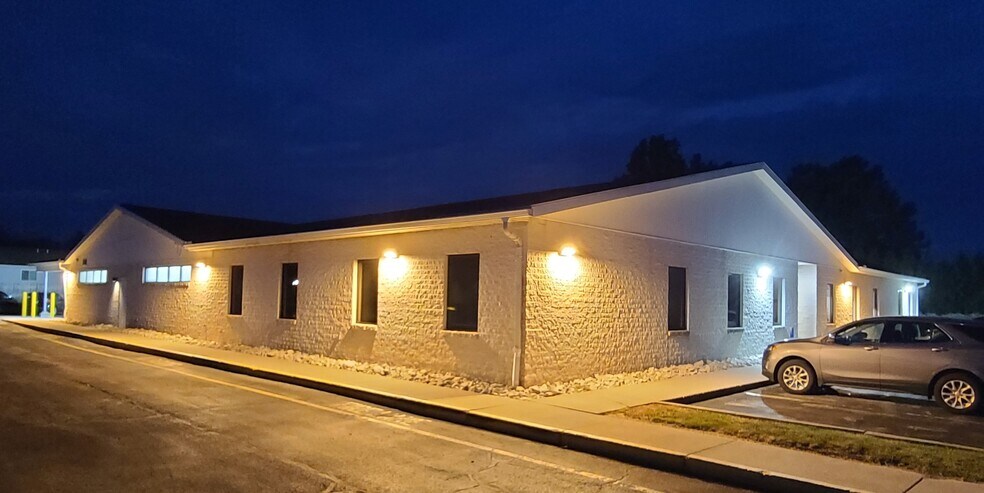 1360 Reimer Rd, Wadsworth, OH à vendre - Photo de l’immeuble – Image 3 sur 9