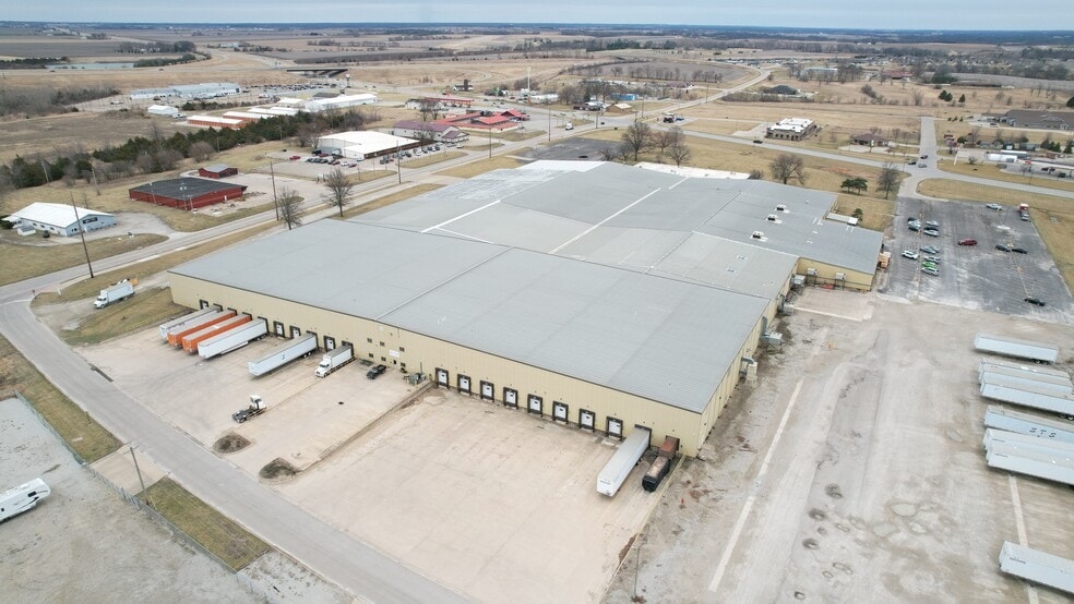 1805 E Washington St, Mount Pleasant, IA à vendre - Photo de l’immeuble – Image 1 sur 13