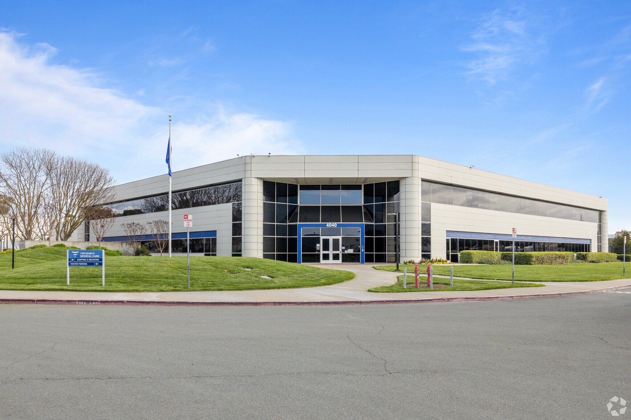 4040 Nelson Ave, Concord, CA à vendre Photo principale– Image 1 sur 23