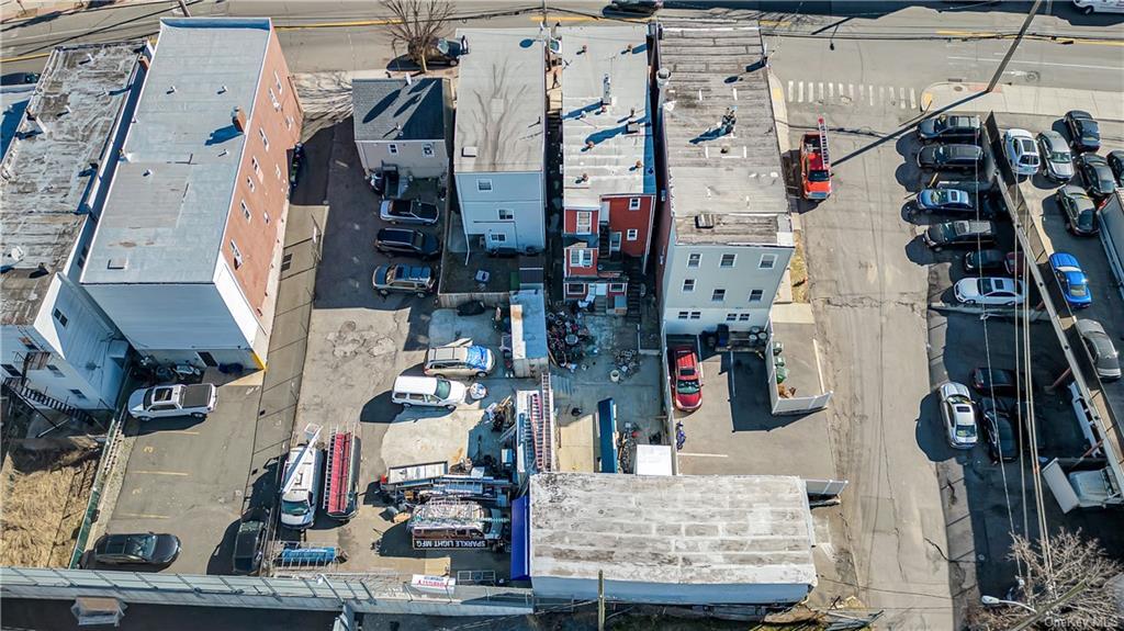26 Roosevelt st, Yonkers, NY à louer Photo principale– Image 1 sur 6