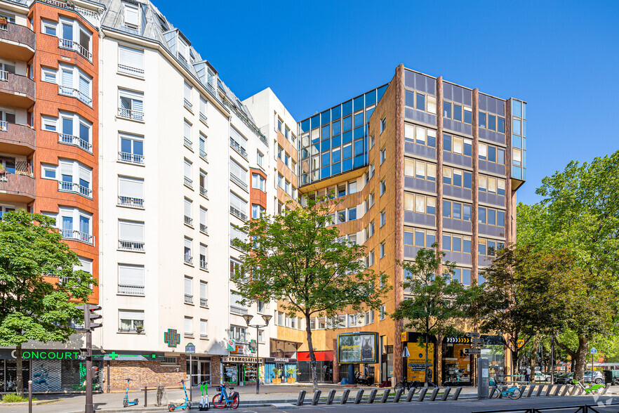 69 Rue De La Grange Aux Belles, Paris à louer - Photo de l’immeuble – Image 2 sur 3