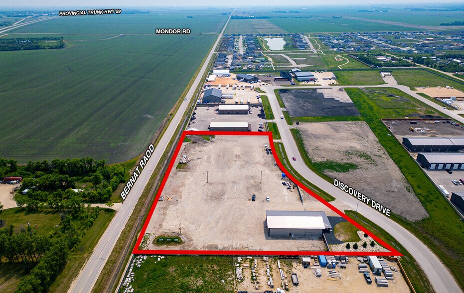 696 Discovery Dr, Grande Pointe, MB à louer - Photo de l’immeuble – Image 3 sur 8