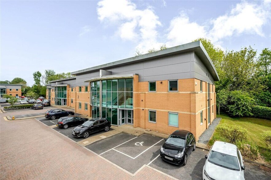Cardale Park, Harrogate à vendre - Photo de l’immeuble – Image 2 sur 30