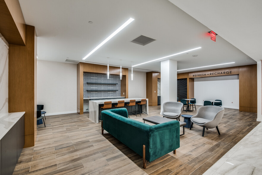1212 Corporate Dr, Irving, TX à louer - Photo intérieure – Image 2 sur 14
