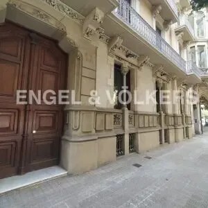 Plus de détails pour Carrer De Mallorca, Barcelone - Bureau à louer
