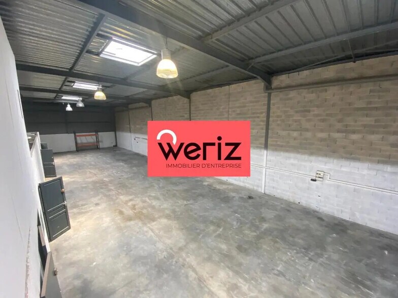 Industriel/Logistique dans Rognac à louer - Photo intérieure – Image 3 sur 10