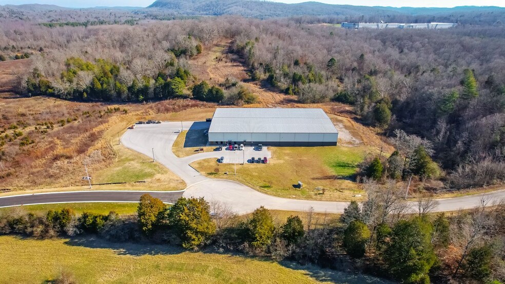 490 Sam Rayburn Pky, Lenoir City, TN à louer - Photo de l’immeuble – Image 2 sur 17