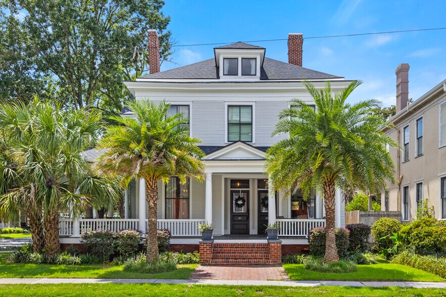 201 W 33rd St, Savannah, GA à vendre - Photo de l’immeuble – Image 2 sur 57
