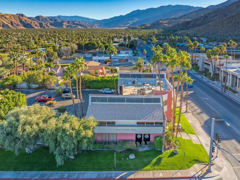 1000 S Palm Canyon Dr, Palm Springs, CA à vendre - Photo de l’immeuble – Image 3 sur 18