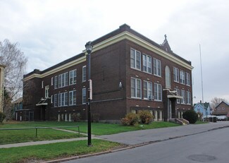 Plus de détails pour 8 A Austin St, Rochester, NY - Bureau à louer