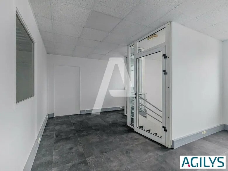 65 Avenue Georges Politzer, Élancourt à louer - Photo intérieure – Image 3 sur 9