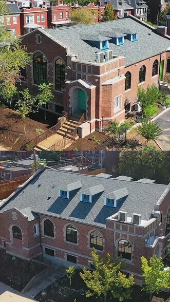 1034 S Kingshighway Blvd, Saint Louis, MO à vendre - Vidéo sur l’annonce professionnelle – Image 2 sur 57