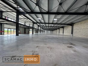 Local d’activités dans Avrainville à louer Photo intérieure– Image 2 sur 4