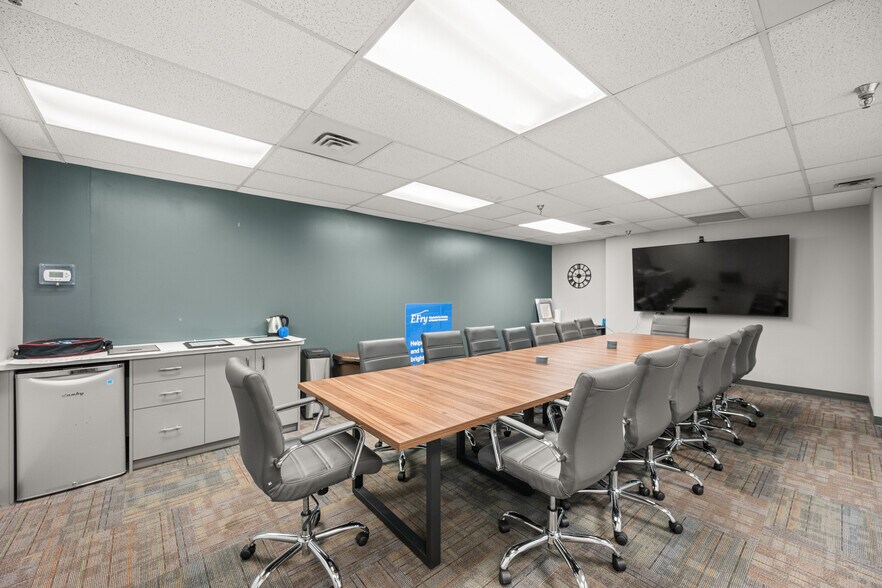 93 Sixth St, New Westminster, BC à vendre - Photo de l’immeuble – Image 3 sur 16