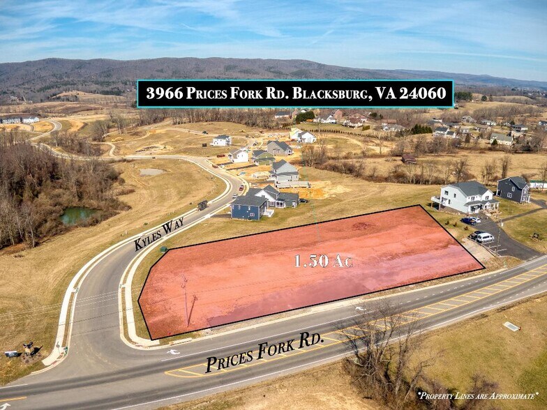 3966 Prices Fork Rd, Blacksburg, VA à vendre - Photo de l’immeuble – Image 2 sur 22