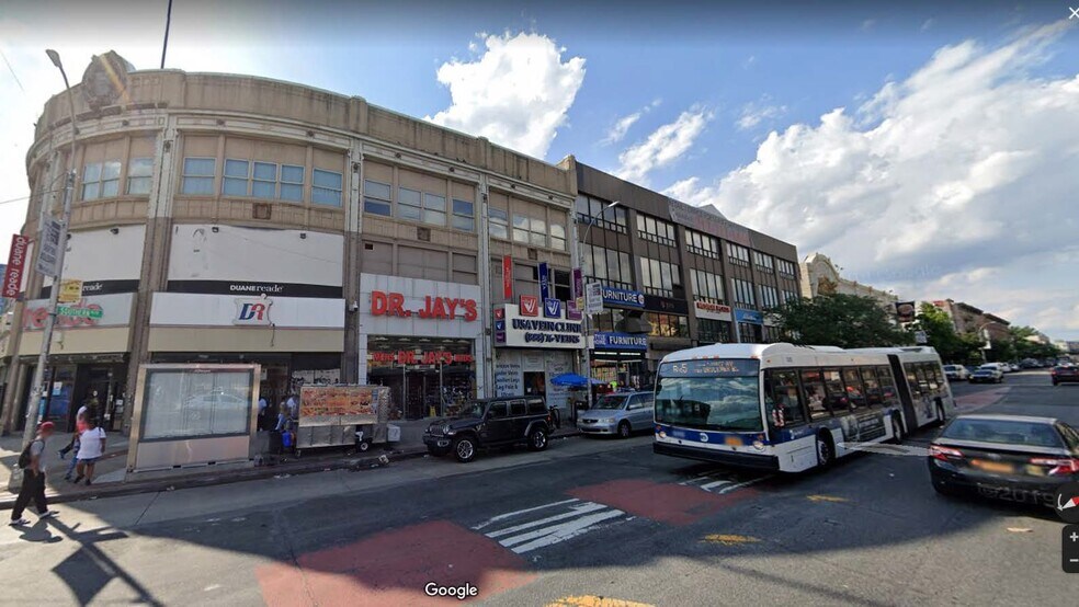 1021-1251 E 163rd St, Bronx, NY à louer - Photo de l’immeuble – Image 2 sur 2