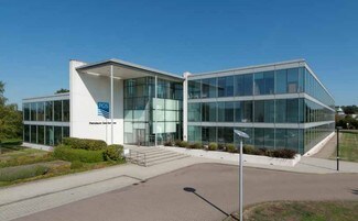 Plus de détails pour 4 Brooklands, Weybridge - Bureau à louer