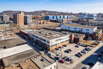 6750-6800 Hutchison, Montréal, QC - Vue aérienne  vue de carte