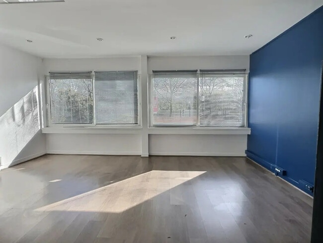 Plus de détails pour 26 Boulevard De La République, Boulogne-Billancourt - Bureau à vendre