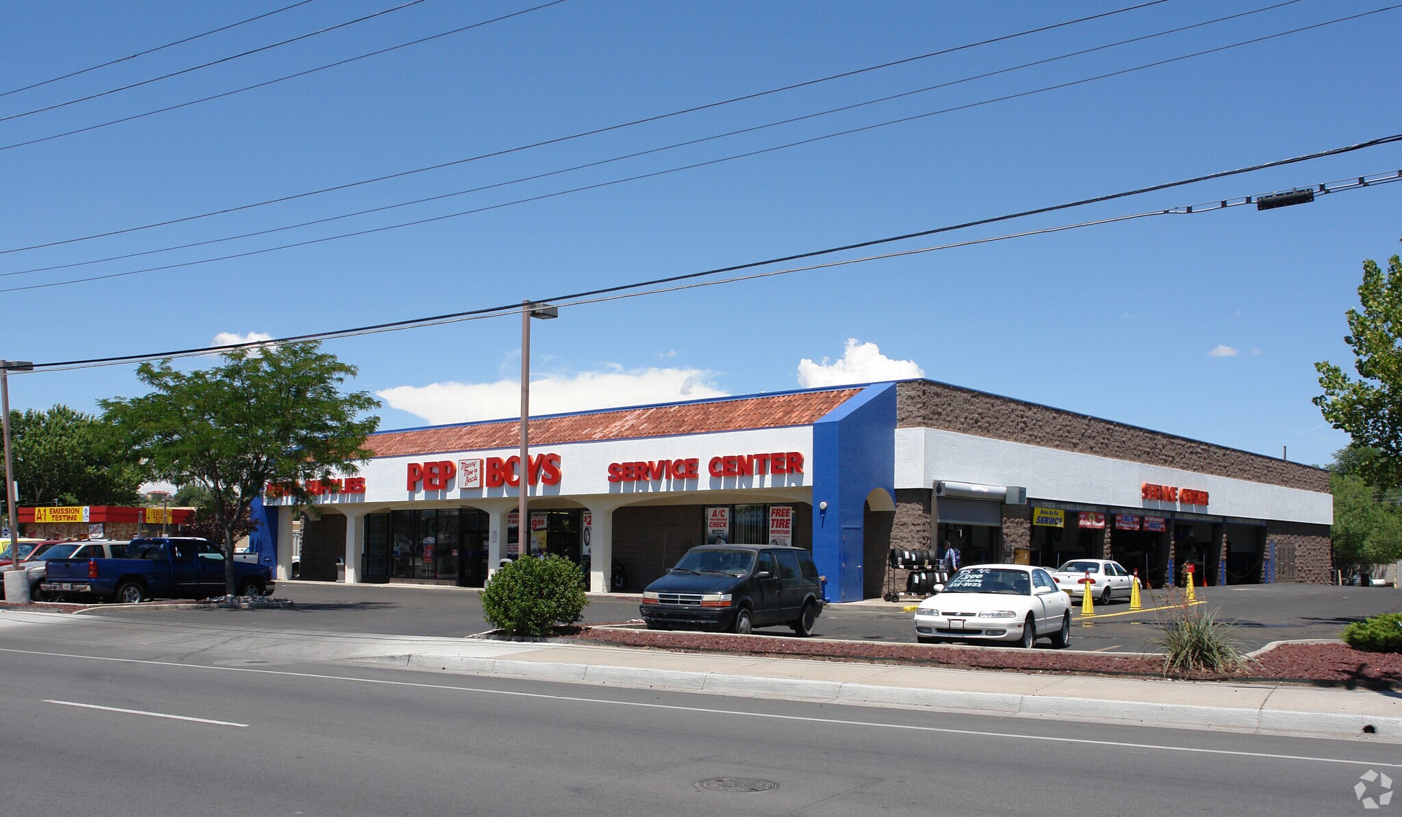 4523 Central Ave NW, Albuquerque, NM à louer Photo principale– Image 1 sur 6