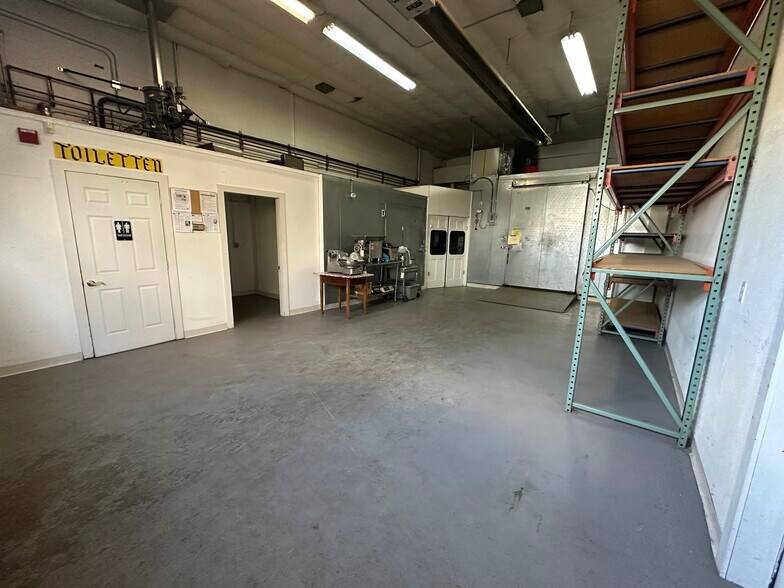 1608 N Argyle St, Portland, OR à vendre - Photo de l’immeuble – Image 3 sur 6