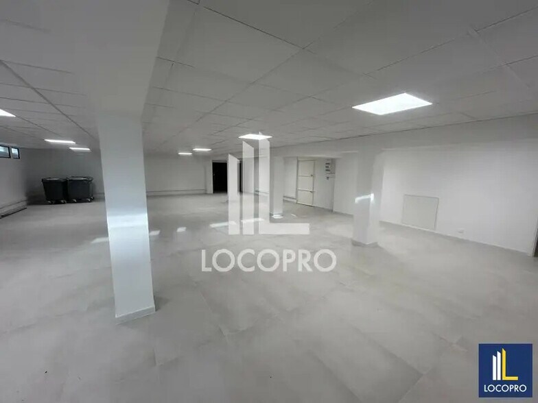 Local d’activités dans Cagnes-sur-Mer à louer - Photo intérieure – Image 2 sur 6