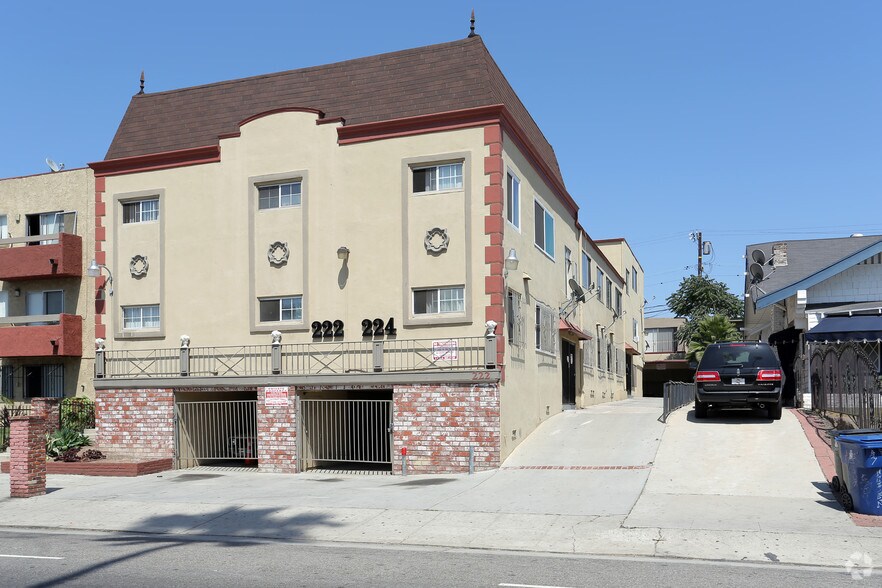 222-224 S Normandie Ave, Los Angeles, CA à vendre - Photo principale – Image 1 sur 7